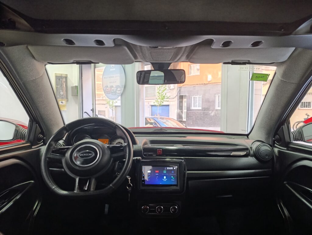 Microcar MGO