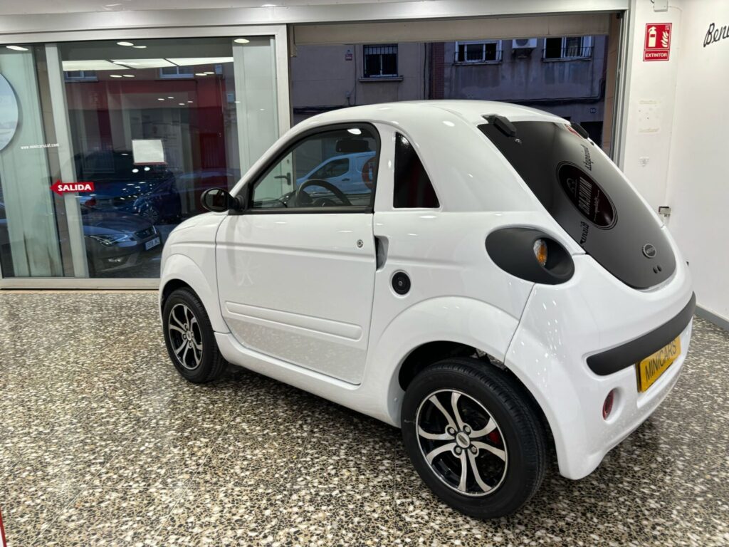 Microcar Due