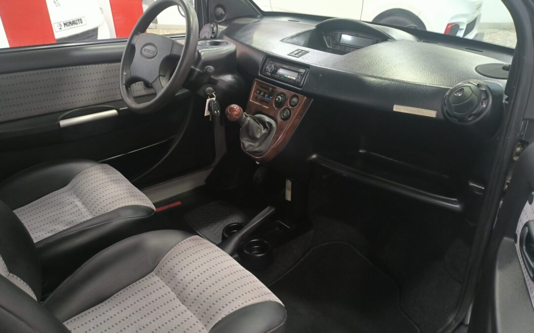 Microcar MC2