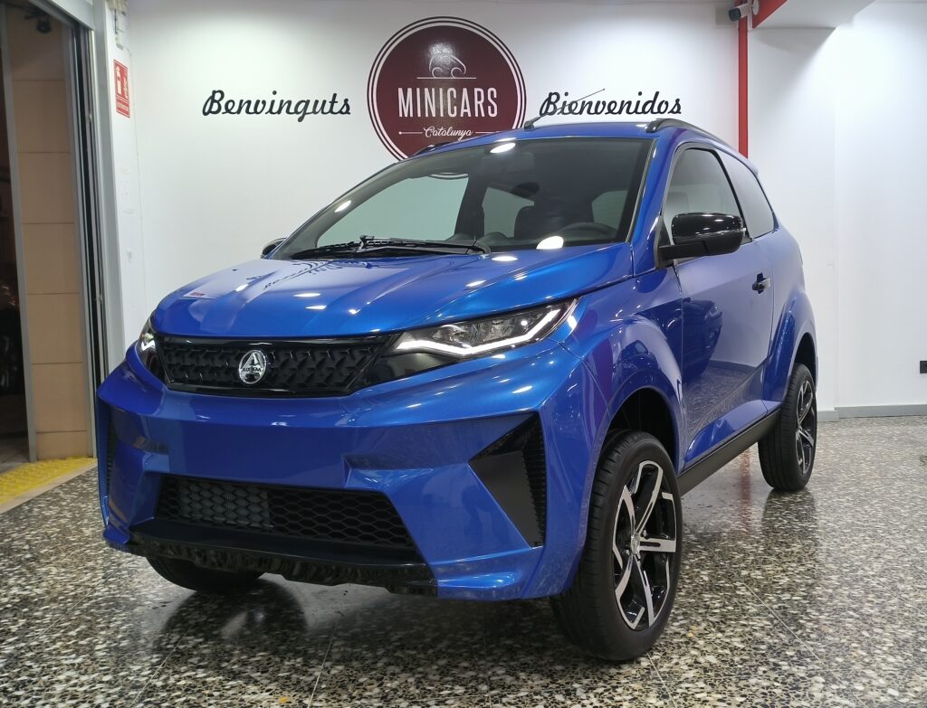 Aixam Crossover