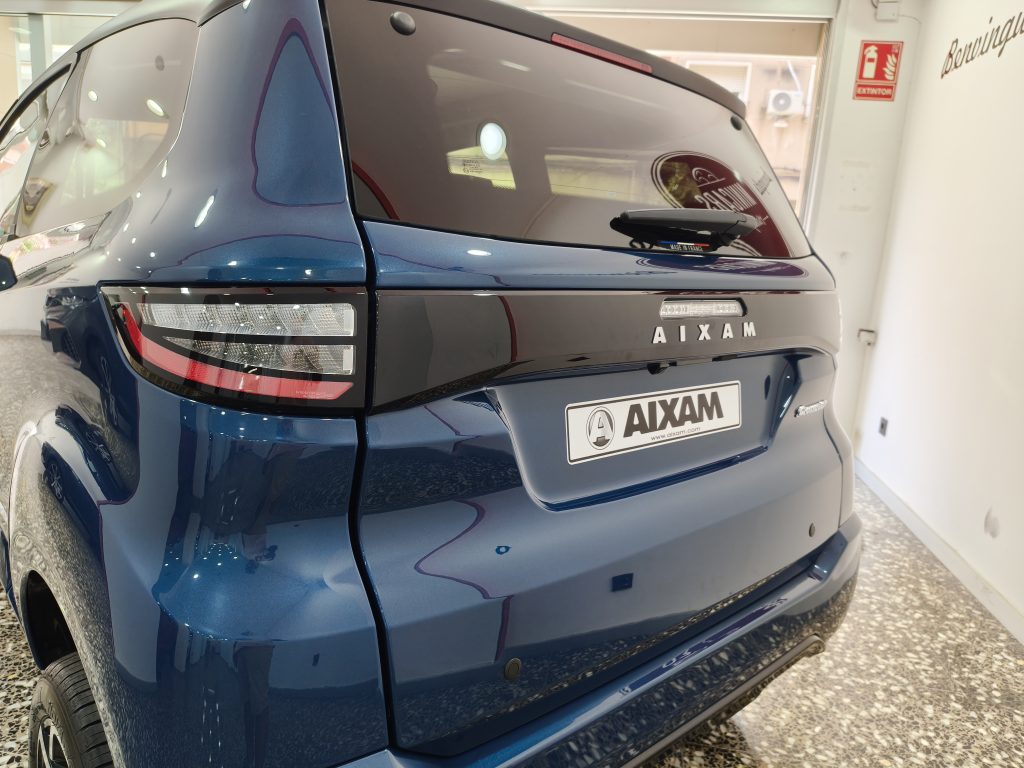 Aixam Crossover