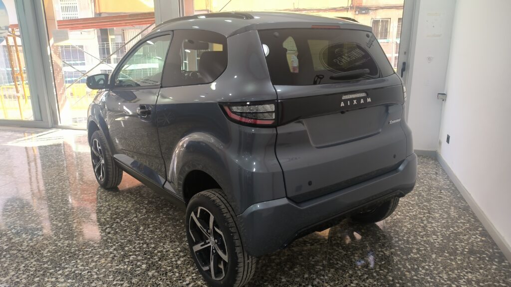 Aixam Crossover