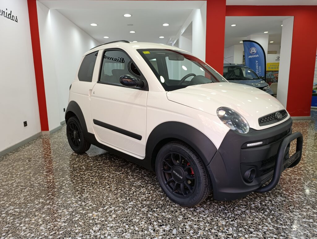 Microcar MGO