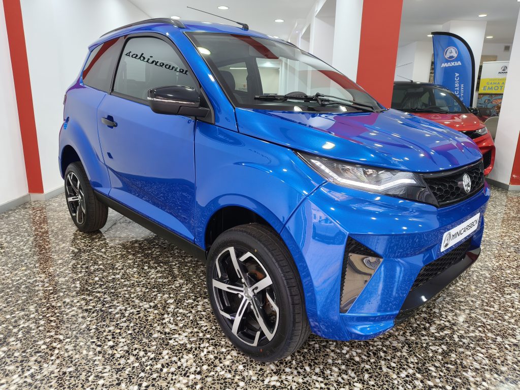 Aixam Crossover